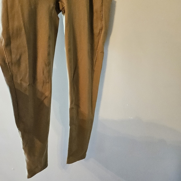 Aritzia TNA Action TnaBREATHET lcon Jumpsuit In Ravine Green Size Small. - Picture 16 of 16